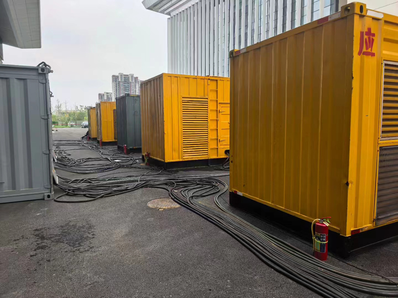 临夏县不同季节柴油发电机组保养有哪些注意事项?