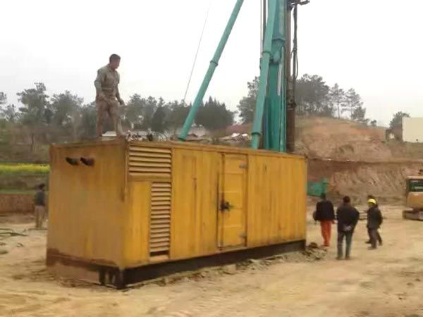 临夏县如何判断水冷式机油散热器密封件是否需要更换？